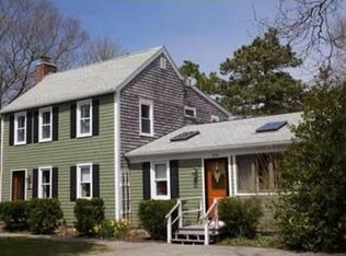 808 Old Stage Rd, Centerville, MA 02632