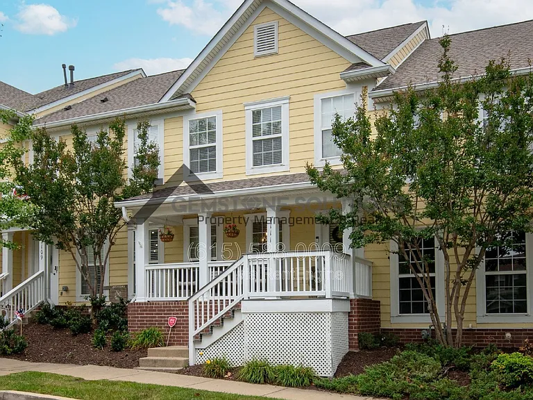 7111 Lenox Village Dr — Photo 2