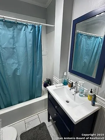 203 Devine St #2 — Photo 9