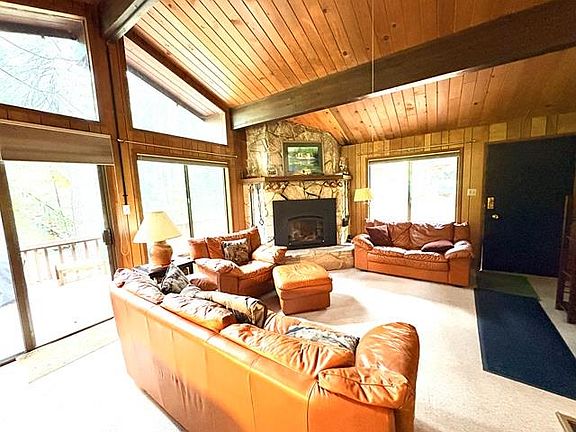 3rd image of 2884 Karock Ct