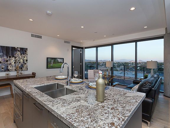4th image of 4422 N 75th St Unit 7008