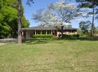 135 Sharon Cir, Americus, GA 31709