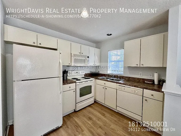 16112 Loneoak View Dr — Photo 24