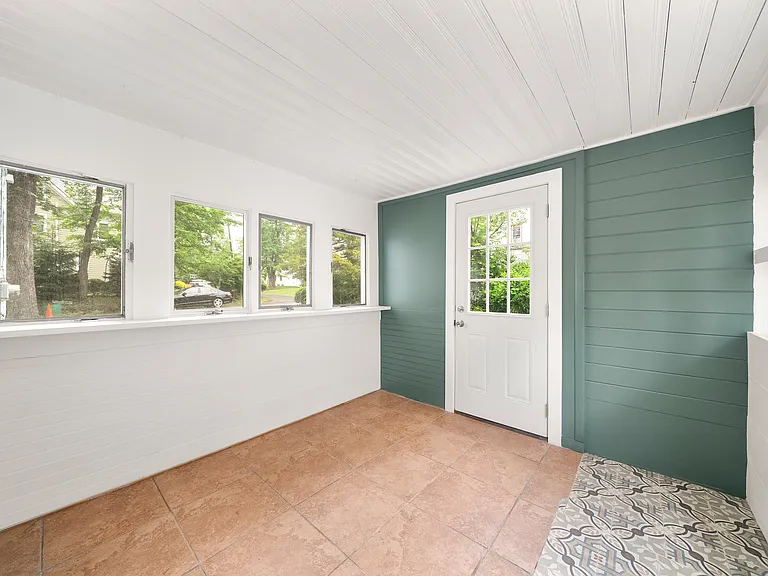 85 Serpentine Rd — Photo 24