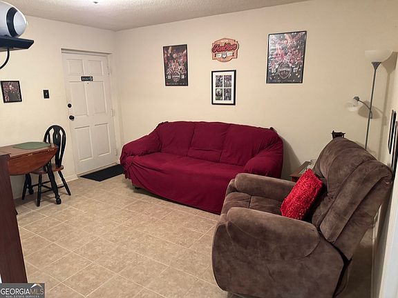 5th image of 250 Little St APT C108