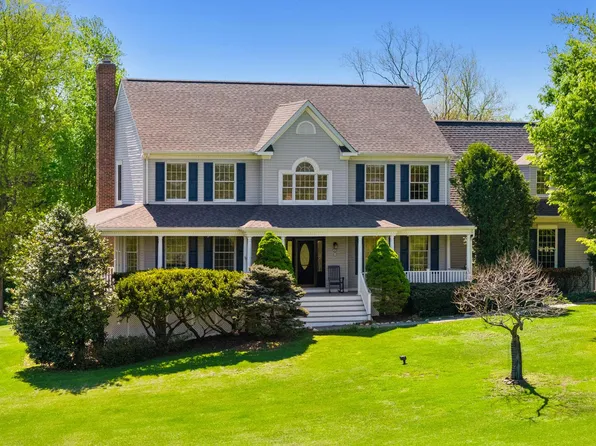 16698 Hamilton Station Rd, Hamilton, VA 20158