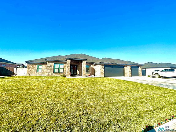3rd image of 1106 Leslie Ln