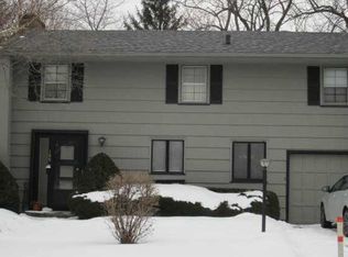 105 Fernboro Rd, Rochester, NY 14618