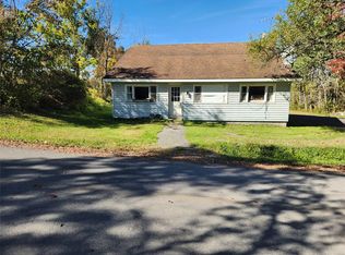 111 Klemme Rd, Sprakers, NY 12166