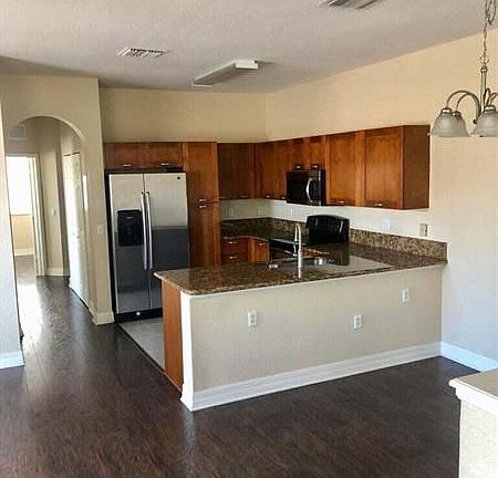 3rd image of 51 SE Sedona Cir APT 204