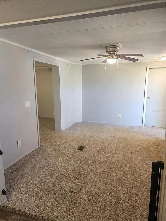 3 bed, 3.0 bath, 1440 sqft, $1,700 — Photo 3