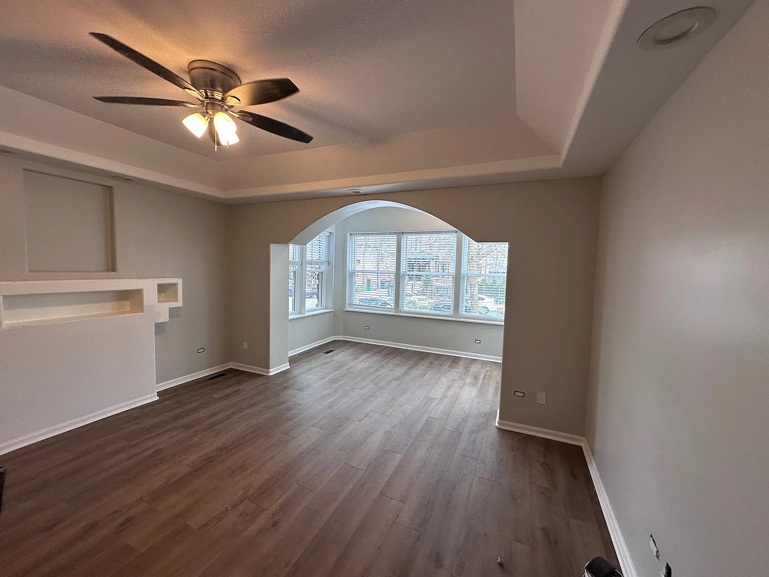 3 bed, 1200 sqft, $2,600 — Photo 3