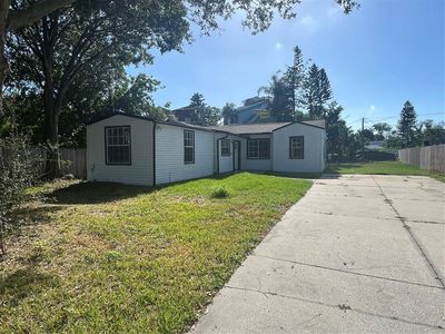 8465 Tobay Rd N, Saint Petersburg, FL, 33702