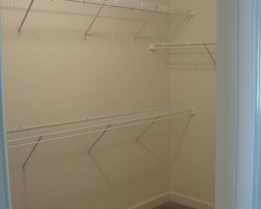 Walk in Closet