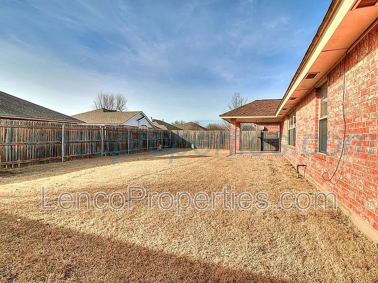 1716 Briarcreek — Photo 3