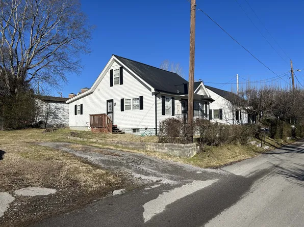 104 N Clinch St, Woodbury, TN 37190