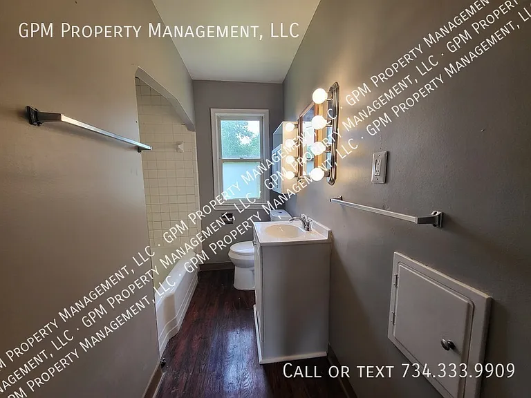 15305 Evergreen Ave — Photo 6