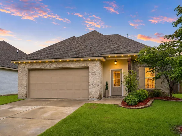 14451 Sterling Oaks Dr, Gonzales, LA 70737