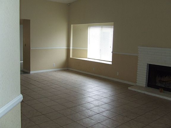 4th image of 39732 171st St E
