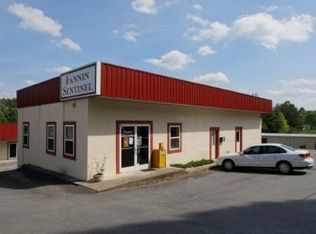 29 State St, Blue Ridge, GA 30513