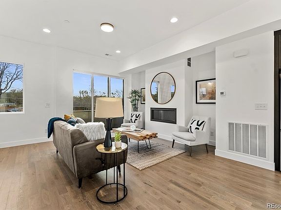 4th image of 2128 Applewood Drive