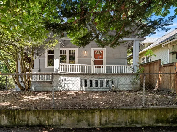 4805 SE Harrison St, Portland, OR 97215