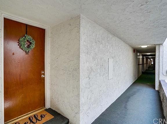 4th image of 3565 Linden Ave Unit 121