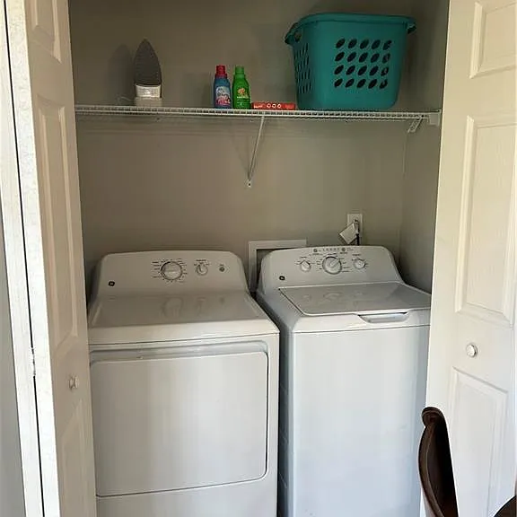 131 Fox Pl — Photo 21