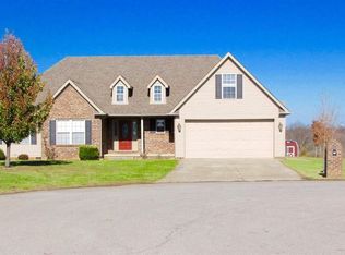 228 E Sunset Ridge Dr, Mount Sterling, KY 40353