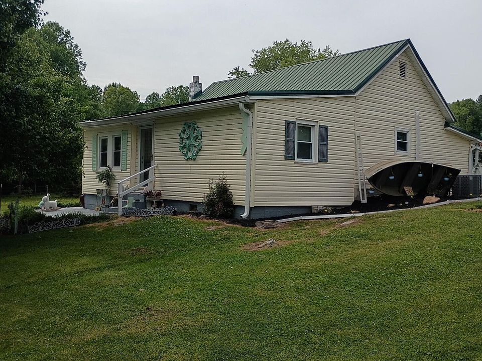 1st image of 105 Samps Hollow Rd