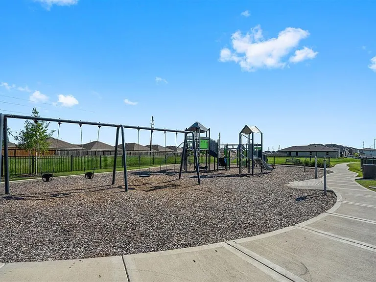 4115 Magliana Ln — Photo 35