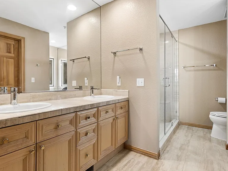 31 Jackson St #H — Photo 14