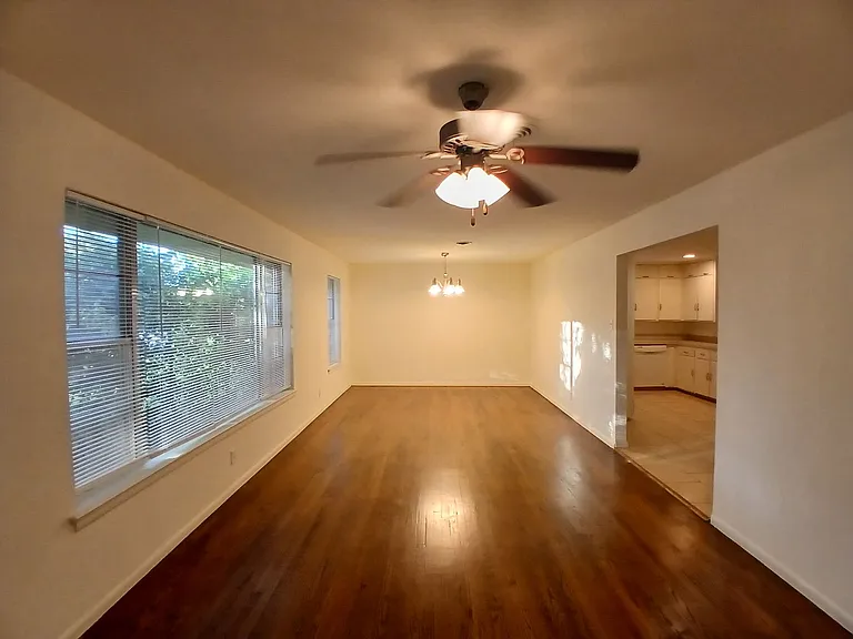 4918 Rockport Dr — Photo 8