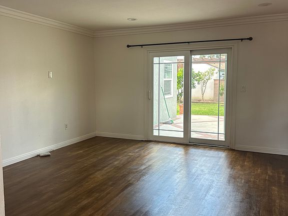 4th image of 4239 Ostrom Ave