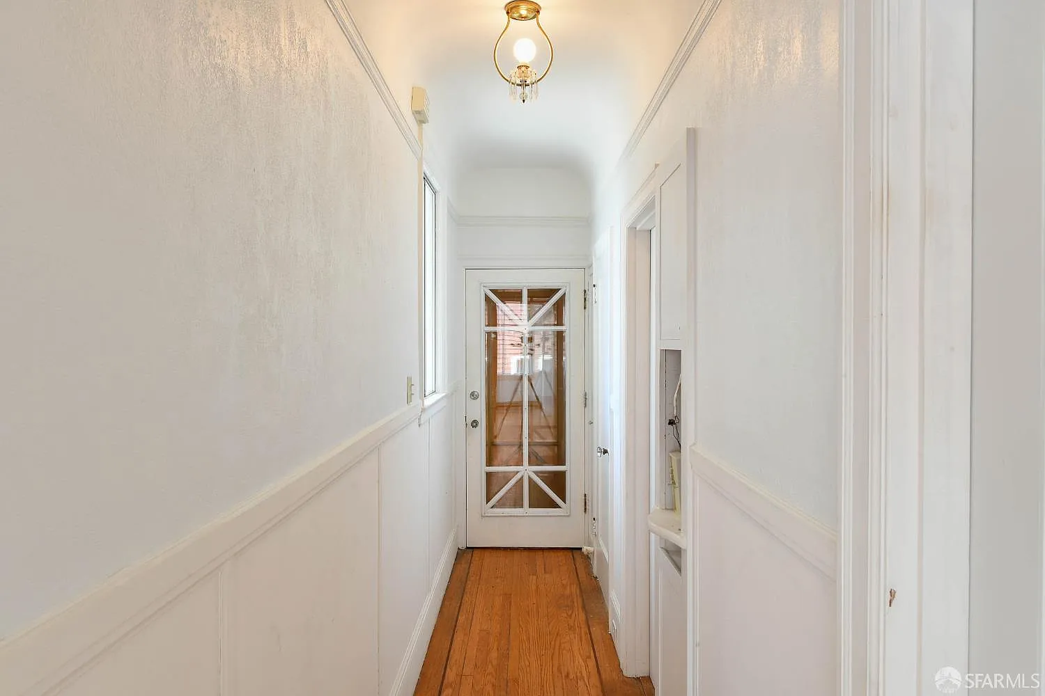 280 Green St - Photo 4