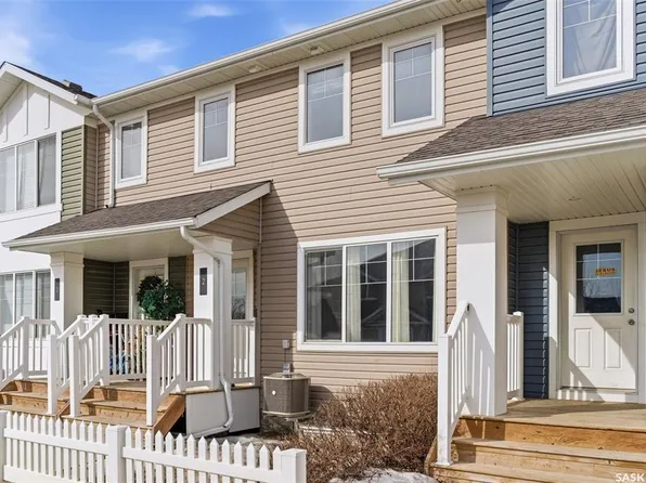 UNIT 2-5752 Gordon ROAD, Regina, SK S4W 0M1