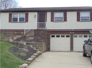 504 Meade Dr, Coraopolis, PA