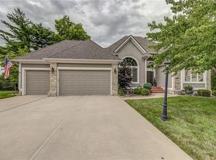 11108 W 119th Ter, Overland Park, KS 66213