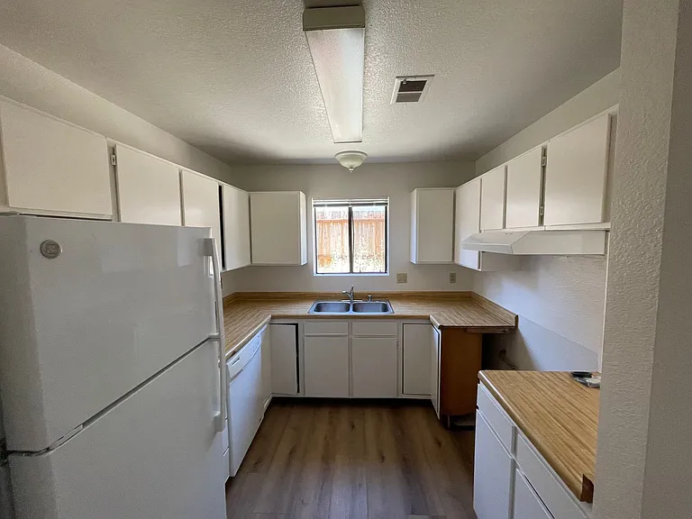 9335 Musselman Dr #15 — Photo 2