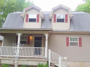 402 W Chandler St, Russiaville, IN 46979