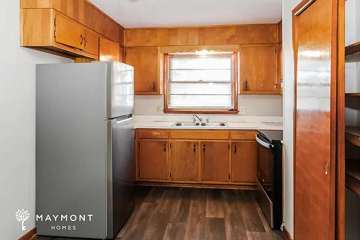 3 bed, 1.5 bath, 1250 sqft, $1,345 — Photo 4