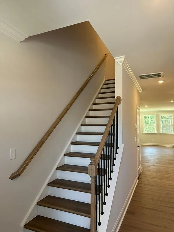 4 bed, 3.0 bath, 2321 sqft, $2,500 — Photo 3