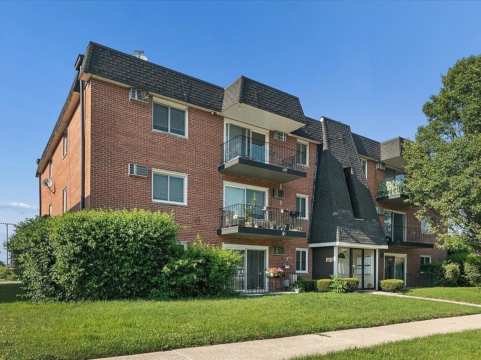 1st image of 12850 Crestbrook Ct APT 7