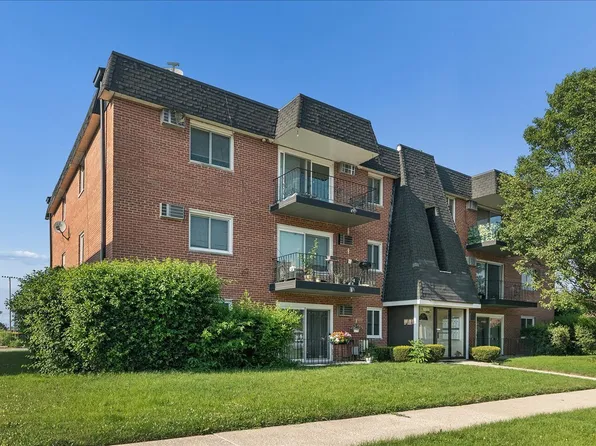 12850 Crestbrook Ct APT 7, Crestwood, IL 60445