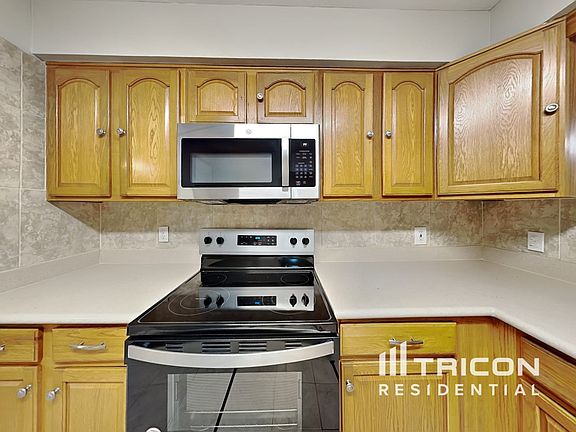5th image of 4420 Gandy Cir