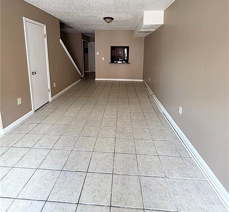 4th image of 904 Michael Ct APT B