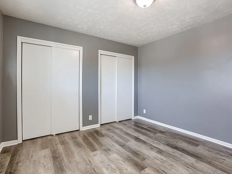 1015 N 47th Ave #8 — Photo 13