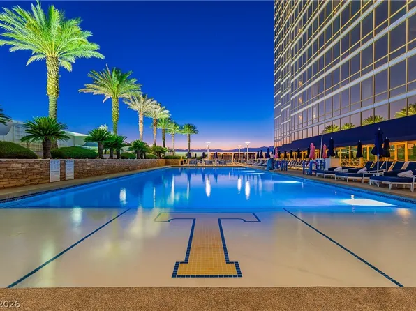 2000 N Fashion Show Dr Unit 1822, Las Vegas, NV 89109