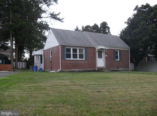 43 E Ann Rd, Broomall, PA 19008