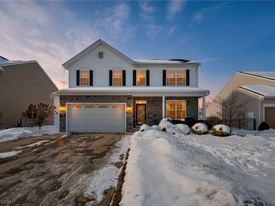 9048 Shady Elm Ln, Olmsted Falls, OH, 44138